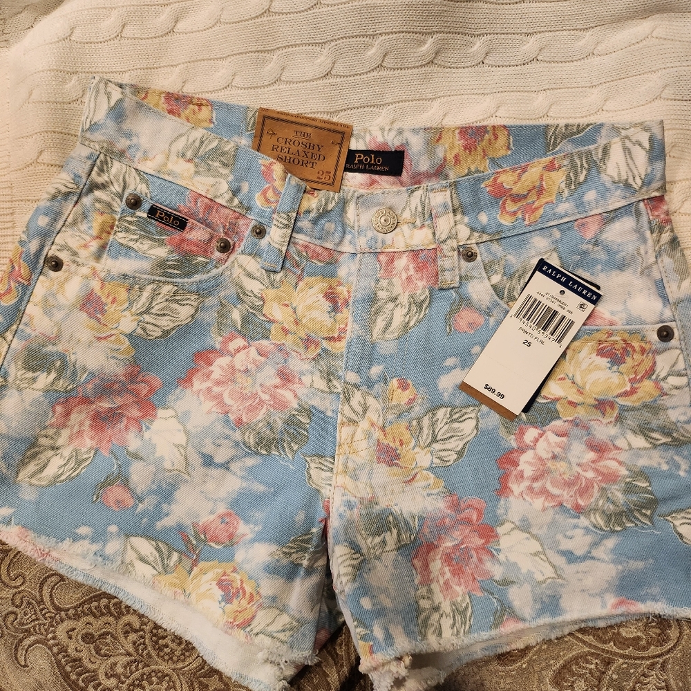 Flower pattern polo shorts
